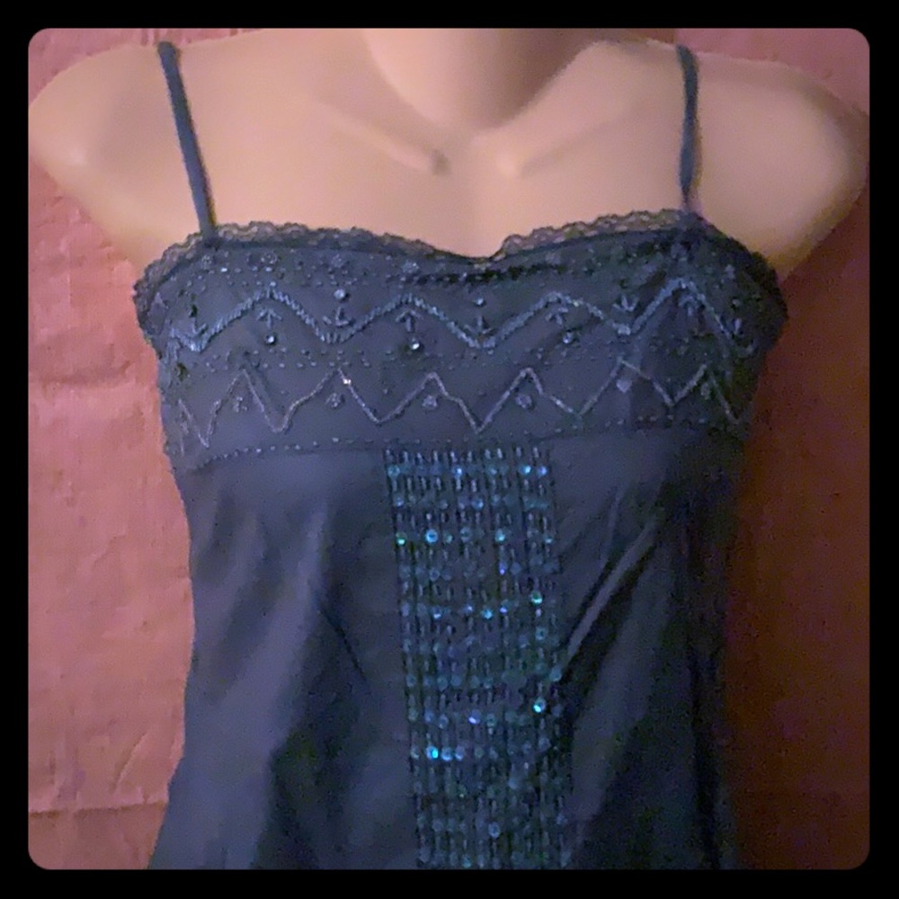 New!!!!!  Beautiful navy blue tank top JR SIZE ❤️